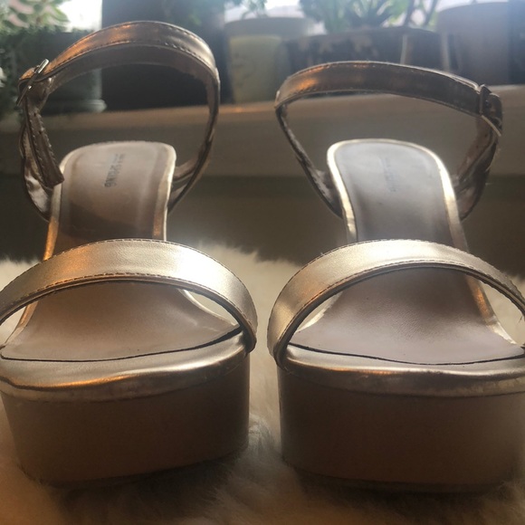 Soft Metallic Gold + Wooden Wedge From ALDO - Picture 6 of 7